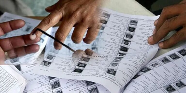 বিহারে ভোটার তালিকা থেকে নাম বাদে কড়া নজরদারি