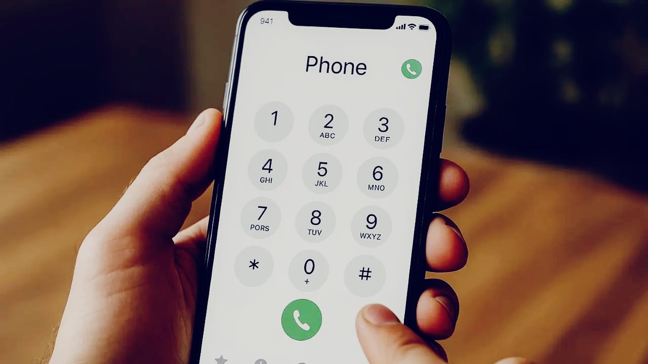 হঠাৎ বদলে যাচ্ছে অ্যান্ড্রয়েড স্মার্টফোনের ডায়াল প্যাড