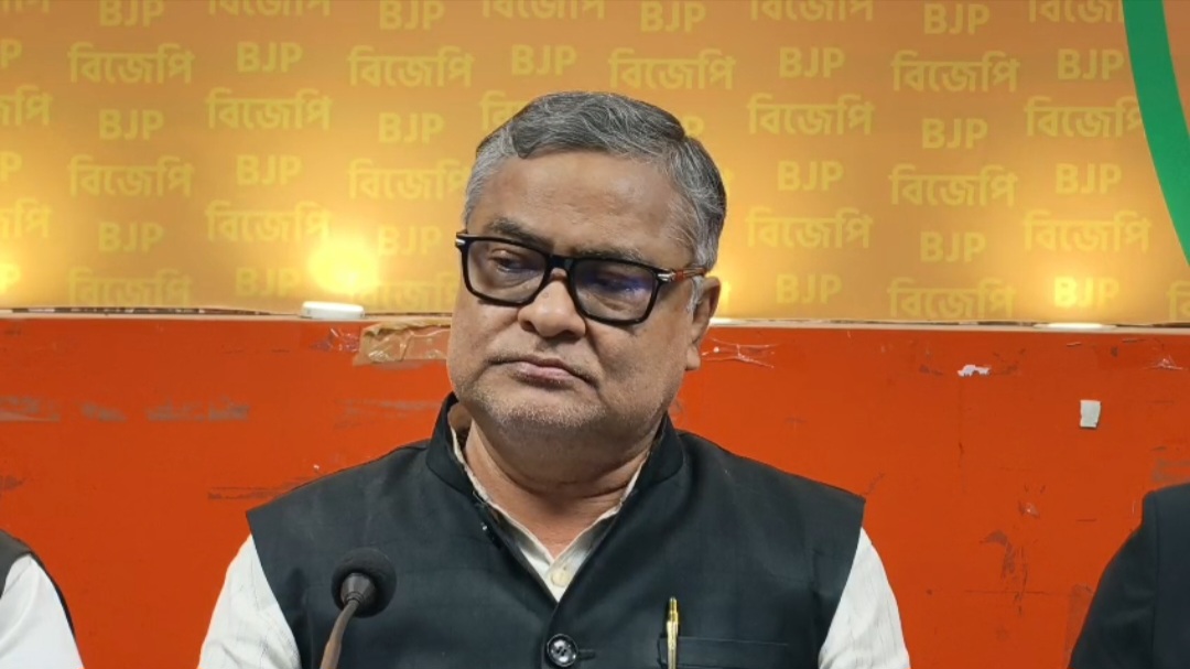 Screenshot_20251122_221910_WhatsAppBusiness