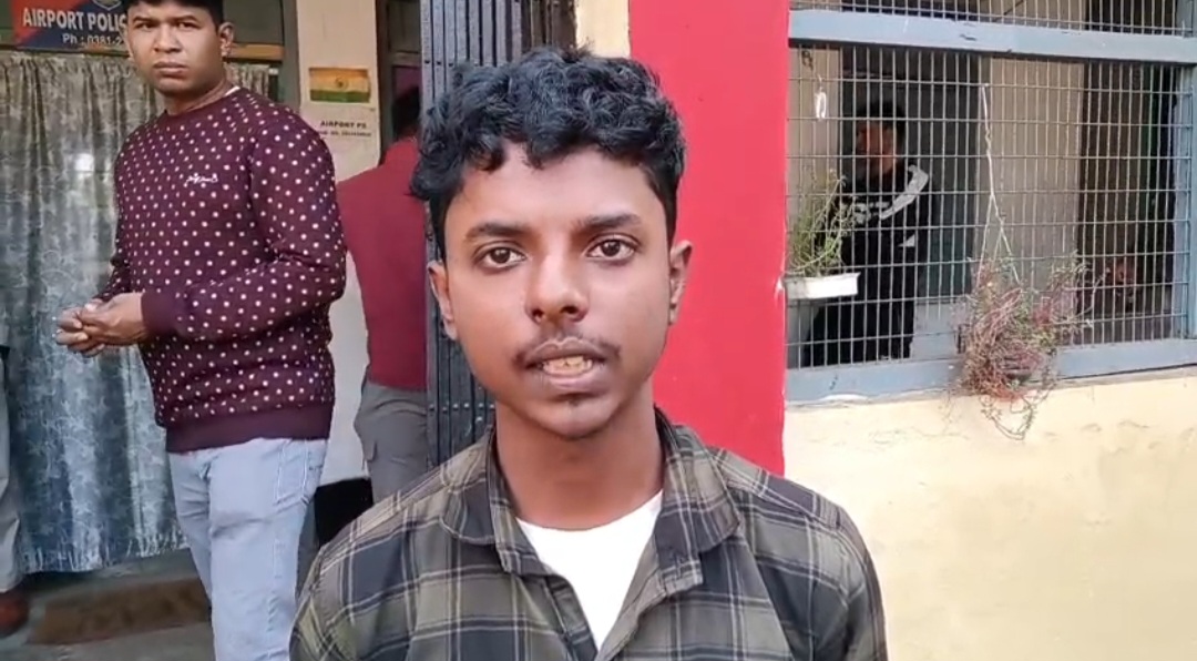 Screenshot_20251221_234930_WhatsAppBusiness