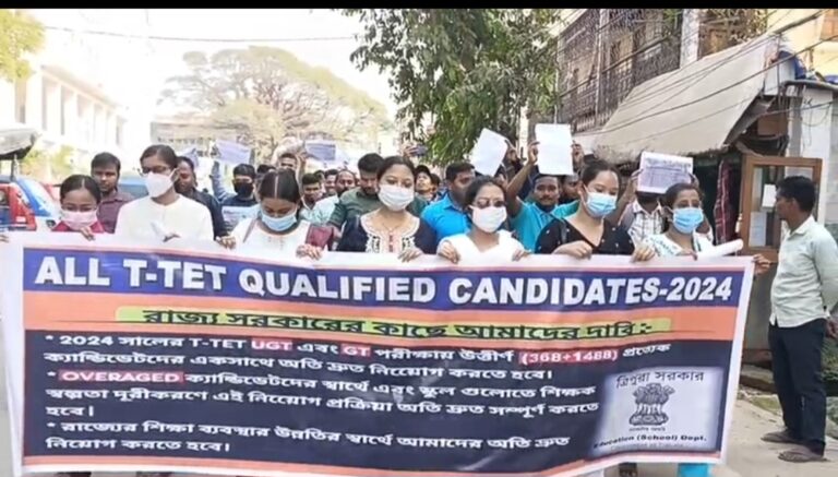 Screenshot_20251223_225530_WhatsAppBusiness