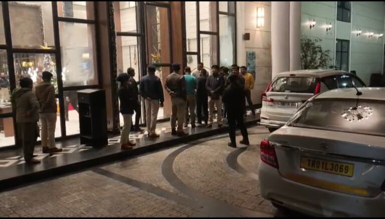 Screenshot_20251229_232108_WhatsAppBusiness