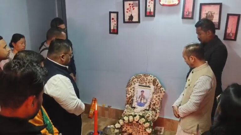 Screenshot_20260104_000319_WhatsAppBusiness